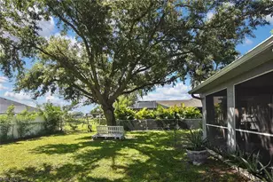 1713 NE 4th Ave, Cape Coral, FL 33909 - Photo 37