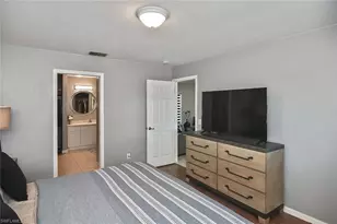 1713 NE 4th Ave, Cape Coral, FL 33909 - Photo 7