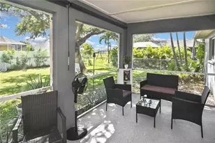 1713 NE 4th Ave, Cape Coral, FL 33909 - Photo 25