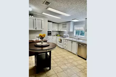 7623/7621 Breeze Dr, North Fort Myers, FL 33917 - Photo 9