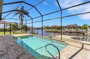 1911 SW 47th St, Cape Coral, FL 33914 - Photo 3