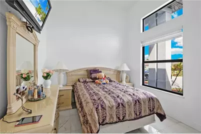 140 SE 16th St, Cape Coral, FL 33990 - Photo 25