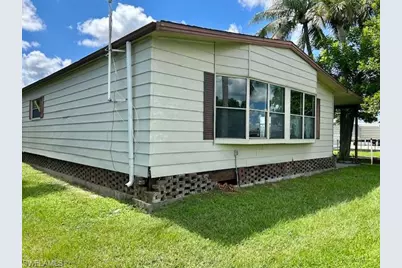 5558 Palm Beach Blvd #325, Fort Myers, FL 33905 - Photo 7