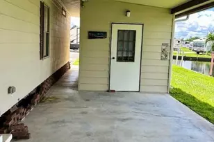 5558 Palm Beach Blvd, Fort Myers, FL 33905 - Photo 11