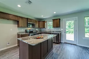 6123 Hendley Ct, Fort Myers, FL 33905 - Photo 7