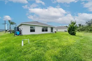 4138 E Gator Cir, Cape Coral, FL 33909 - Photo 41