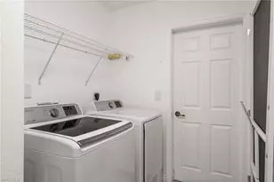 907 NW 38th Pl, Cape Coral, FL 33993 - Photo 31