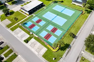 1239 Broadwater Dr, Fort Myers, FL 33919 - Photo 31