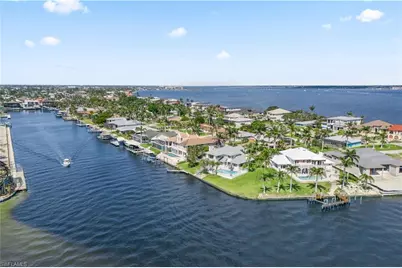 1202 Flamingo Dr, Cape Coral, FL 33904 - Photo 9