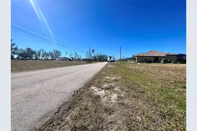 4221 NW 20th Ter, Cape Coral, FL 33993 - Photo 5