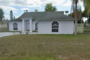 1208 SW 34th St, Cape Coral, FL 33914 - Photo 5