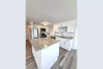 239 Tangerine Dr, Fort Myers, FL 33905 - Photo 5