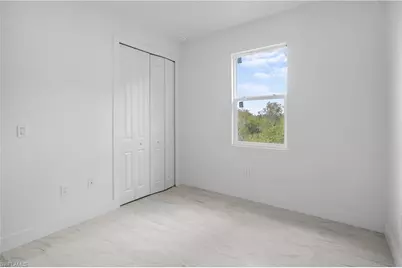 634 Knapp St, Lehigh Acres, FL 33974 - Photo 9