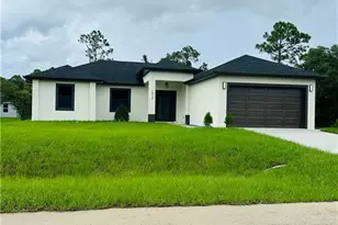 1013 Barcelona St E, Lehigh Acres, FL 33974 - Photo 3