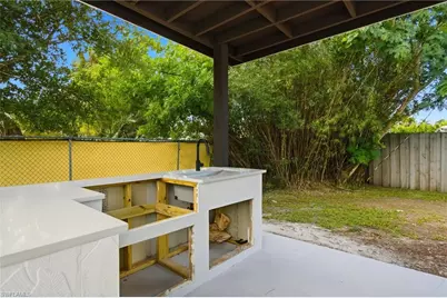 1560 Ricardo Ave, Fort Myers, FL 33901 - Photo 37