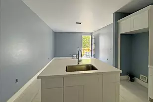 2103 French St, Fort Myers, FL 33916 - Photo 9