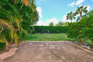 8192 Breton Cir, Fort Myers, FL 33912 - Photo 45