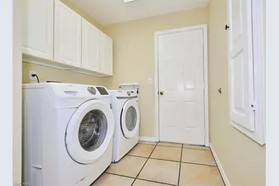 8192 Breton Cir, Fort Myers, FL 33912 - Photo 33