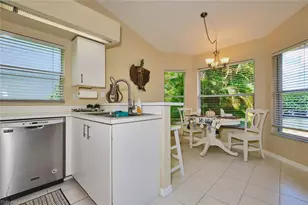 8192 Breton Cir, Fort Myers, FL 33912 - Photo 7