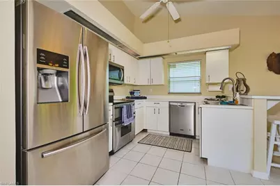 8192 Breton Cir, Fort Myers, FL 33912 - Photo 5