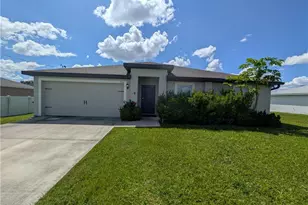 3904 NE 16th Pl, Cape Coral, FL 33909 - Photo 19
