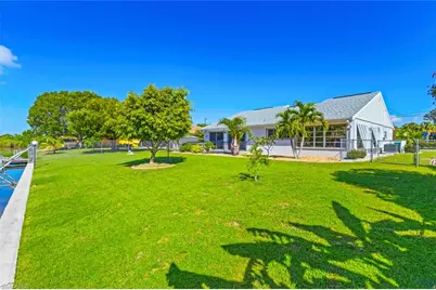1010 NE 3rd St, Cape Coral, FL 33909 - Photo 43