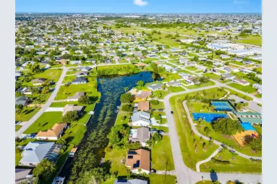 1010 NE 3rd St, Cape Coral, FL 33909 - Photo 49