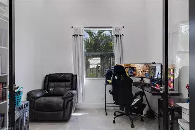307 NE 6th Ter, Cape Coral, FL 33909 - Photo 19