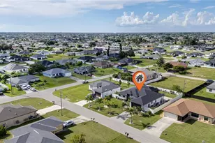 307 NE 6th Terrace, Cape Coral, FL 33909 - Photo 31