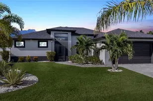 307 NE 6th Terrace, Cape Coral, FL 33909 - Photo 1