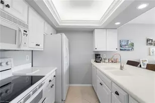 1039 Beach Rd, Sanibel, FL 33957 - Photo 9