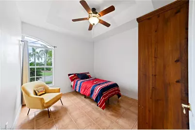 620 Mirror Lakes Falls Ct, Lehigh Acres, FL 33974 - Photo 25