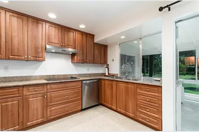 7058 Maida Ln, Fort Myers, FL 33907 - Photo 9