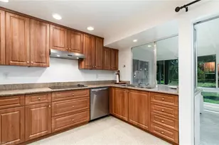 7058 Maida Ln, Fort Myers, FL 33907 - Photo 9