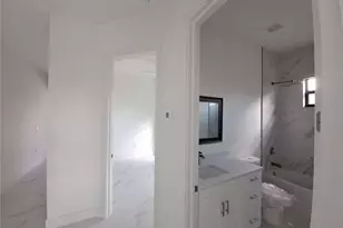 2915 28th St SW, Lehigh Acres, FL 33976 - Photo 5