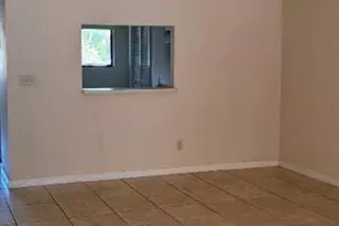 4321 Country Club Blvd, Cape Coral, FL 33904 - Photo 9