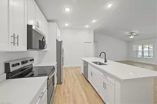 3341 SE 10th Pl, Cape Coral, FL 33904 - Photo 15