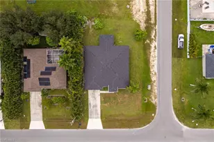 1030 NE 2nd Pl, Cape Coral, FL 33909 - Photo 41