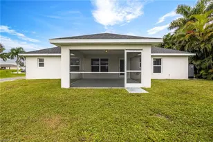 1030 NE 2nd Pl, Cape Coral, FL 33909 - Photo 37