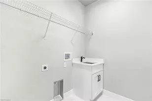 526 Braelyn St, Labelle, FL 33935 - Photo 7