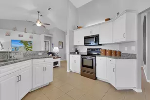 1506 NW 26th Pl, Cape Coral, FL 33993 - Photo 9