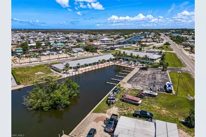 2904-2938 Sanibel Blvd #1-20, Saint James City, FL 33956 - Photo 47