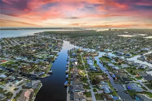 5049 Sorrento Ct, Cape Coral, FL 33904 - Photo 5