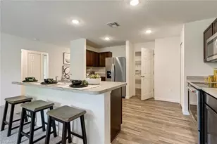 929 NW 8th Pl, Cape Coral, FL 33993 - Photo 15