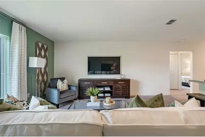 929 NW 8th Pl, Cape Coral, FL 33993 - Photo 9
