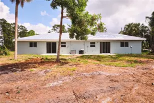 3825 Hollycrest St, Fort Myers, FL 33905 - Photo 43