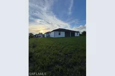 111 Harry Ave S, Lehigh Acres, FL 33973 - Photo 9