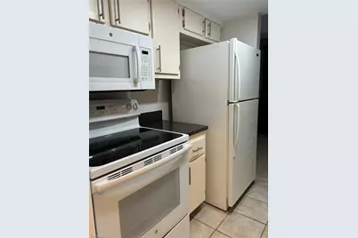 2366 E Mall Dr #119, Fort Myers, FL 33901 - Photo 11