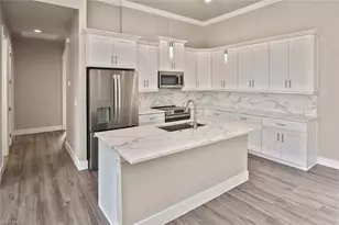 310 SW 26th Ave, Cape Coral, FL 33991 - Photo 17