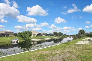 310 SW 26th Ave, Cape Coral, FL 33991 - Photo 27